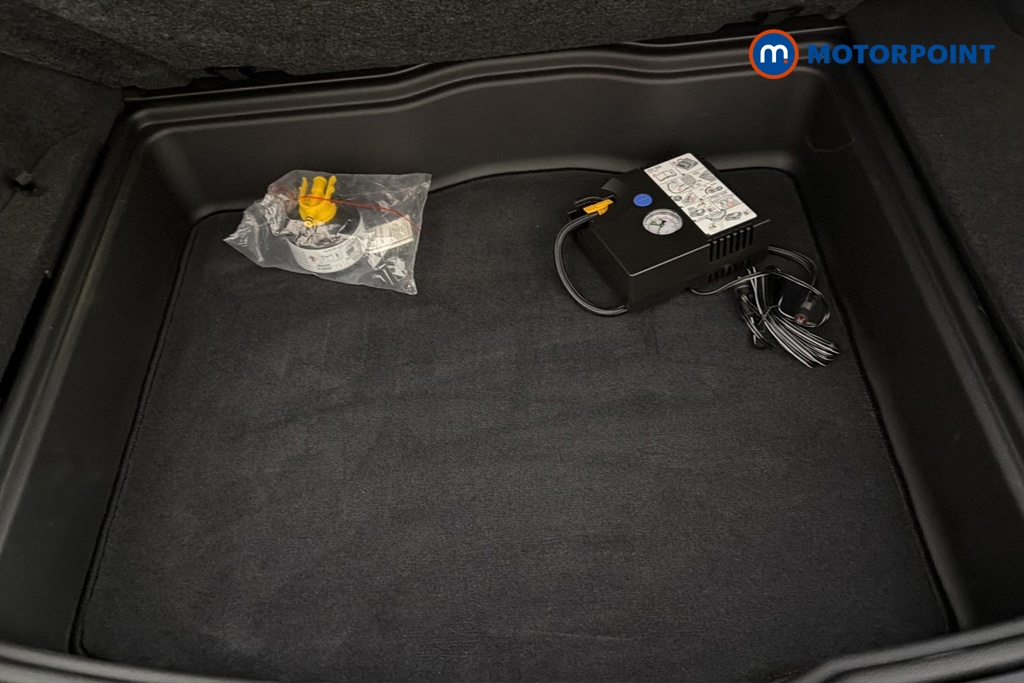 Lexus UX Takumi Automatic Petrol-Electric Hybrid SUV - Stock Number (1675394) - 33rd supplementary image