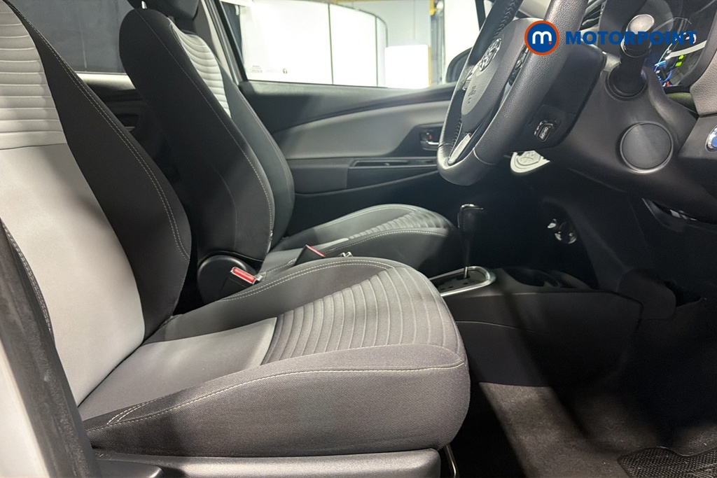 Toyota Yaris Icon Tech Automatic Petrol-Electric Hybrid Hatchback - Stock Number (1676304) - 22nd supplementary image