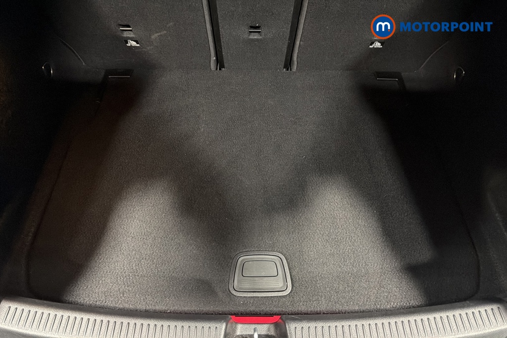 Mercedes-Benz A Class Amg Line Automatic Petrol Hatchback - Stock Number (1676326) - 30th supplementary image