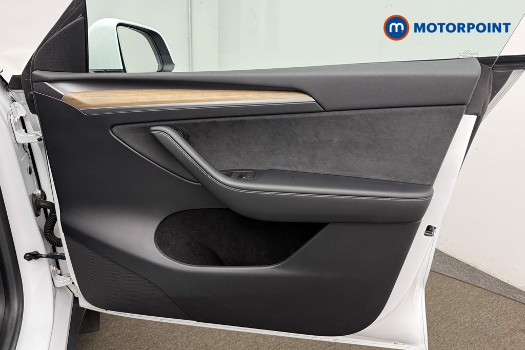 Tesla Model Y Performance Automatic Electric SUV - Stock Number (1676608) - 2nd supplementary image