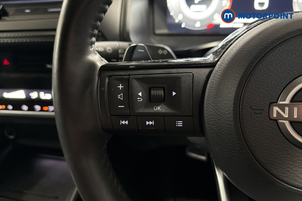 Nissan Qashqai N-Connecta Automatic Petrol SUV - Stock Number (1676746) - 4th supplementary image