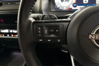 Nissan Qashqai N-Connecta Automatic Petrol SUV - Stock Number (1676746) - 4th supplementary image