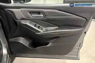 Nissan Qashqai N-Connecta Automatic Petrol SUV - Stock Number (1676746) - 18th supplementary image