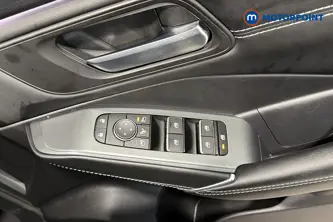 Nissan Qashqai N-Connecta Automatic Petrol SUV - Stock Number (1676746) - 19th supplementary image