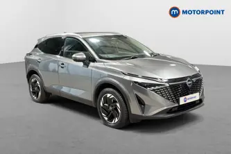 Nissan Qashqai N-Connecta Automatic Petrol SUV - Stock Number (1676746) - Drivers side front corner