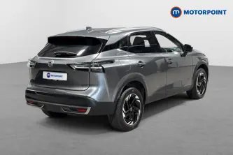 Nissan Qashqai N-Connecta Automatic Petrol SUV - Stock Number (1676746) - Passenger side rear corner