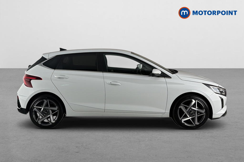 Hyundai I20 Tech Line Automatic Petrol Hatchback - Stock Number (1678380) - Passenger side