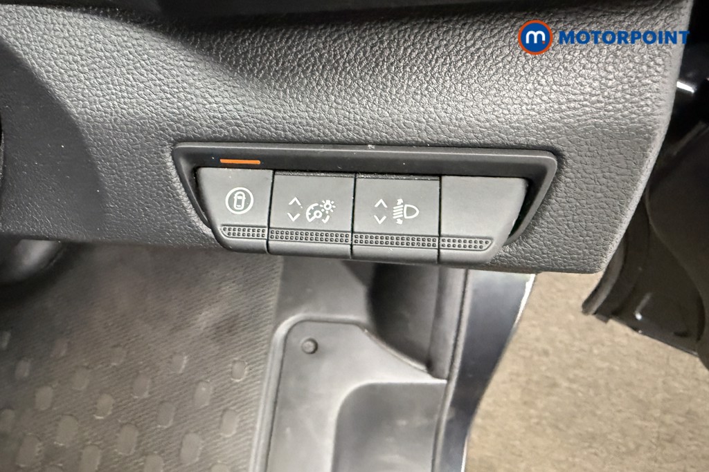 Renault Trafic Extra Sport Manual Diesel Panel Van - Stock Number (1679159) - 3rd supplementary image