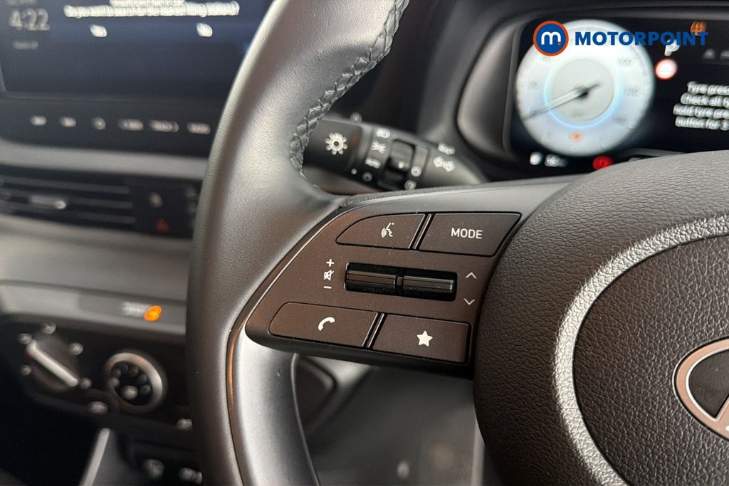 Hyundai I20 Advance Automatic Petrol Hatchback - Stock Number (1679222) - 4th supplementary image