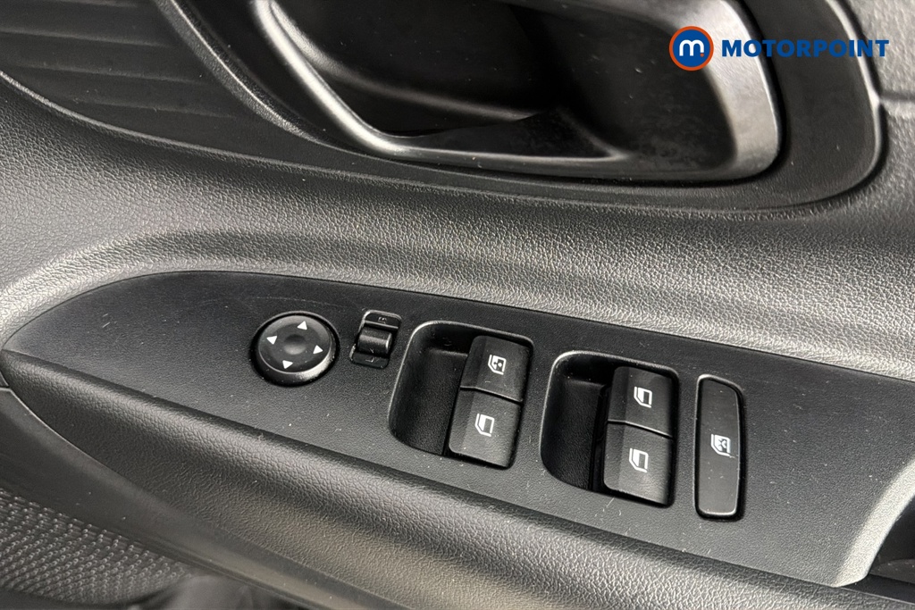 Hyundai I20 Advance Automatic Petrol Hatchback - Stock Number (1679222) - 19th supplementary image