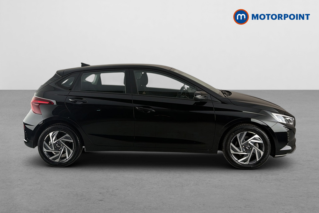 Hyundai I20 Advance Automatic Petrol Hatchback - Stock Number (1679222) - Passenger side