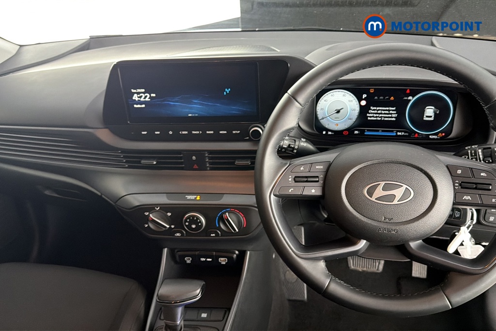 Hyundai I20 Advance Automatic Petrol Hatchback - Stock Number (1679222) - 1st supplementary image