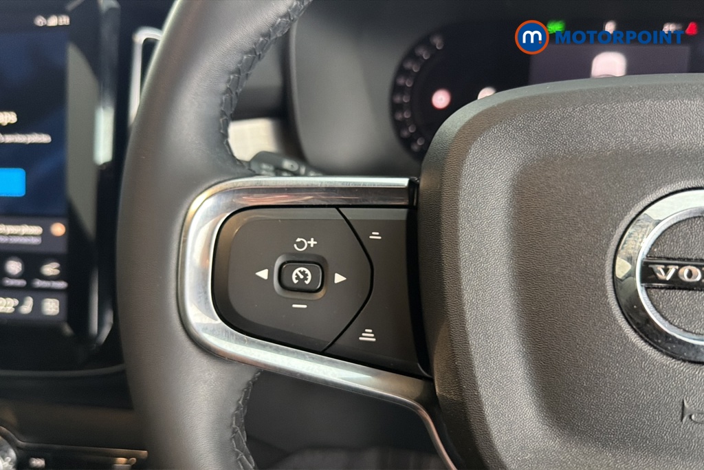 Volvo Xc40 Core Automatic Petrol SUV - Stock Number (1680373) - 4th supplementary image