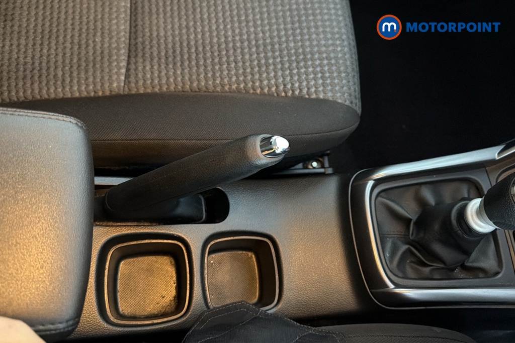 Suzuki S-Cross Motion Manual Petrol SUV - Stock Number (1680404) - 16th supplementary image