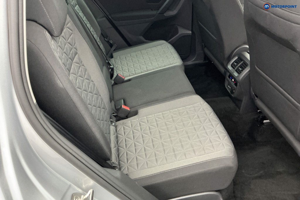 Volkswagen Tiguan Life Manual Petrol SUV - Stock Number (1680505) - 4th supplementary image