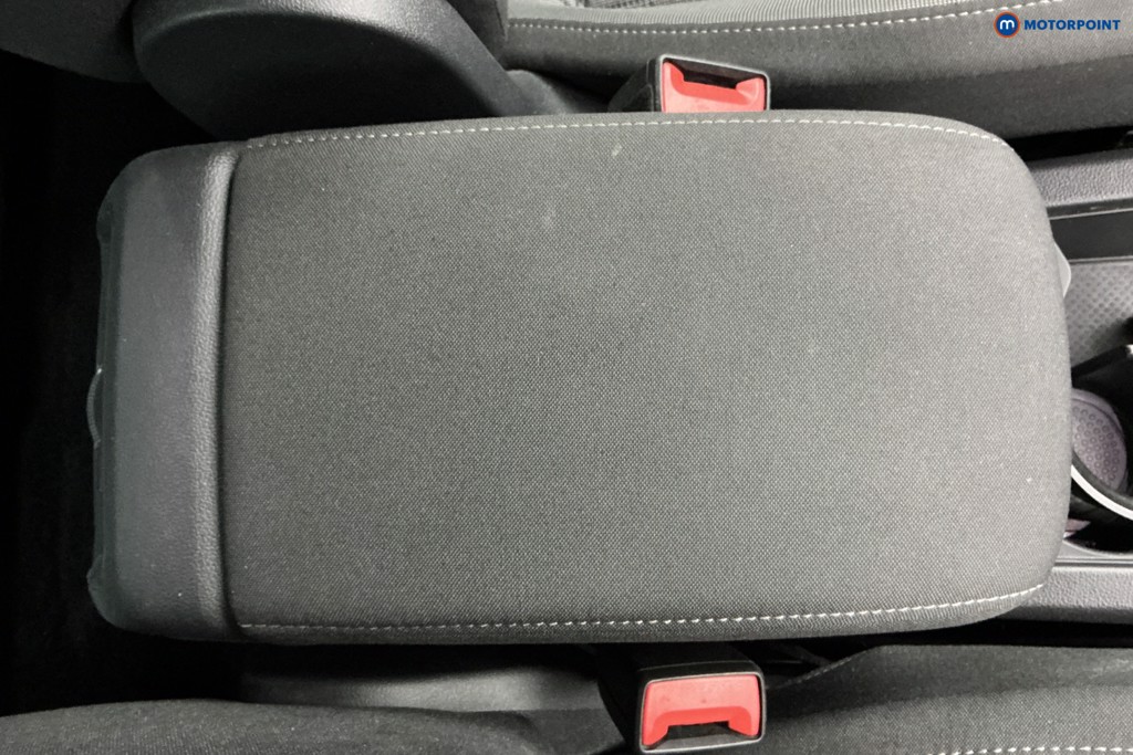 Volkswagen Tiguan Life Manual Petrol SUV - Stock Number (1680505) - 13th supplementary image
