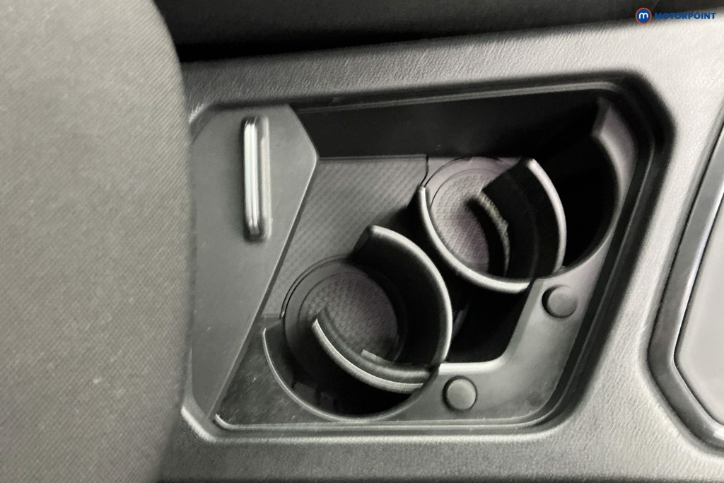 Volkswagen Tiguan Life Manual Petrol SUV - Stock Number (1680505) - 15th supplementary image