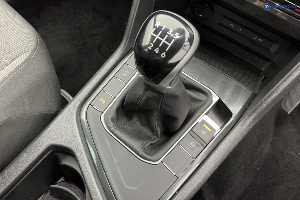 Volkswagen Tiguan Life Manual Petrol SUV - Stock Number (1680505) - 16th supplementary image