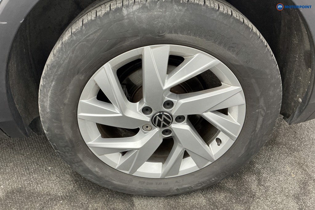 Volkswagen Tiguan Life Manual Petrol SUV - Stock Number (1680505) - 37th supplementary image