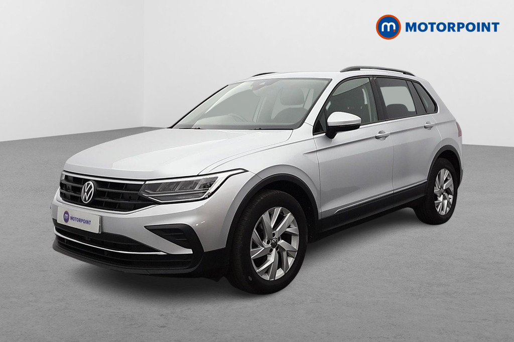 Volkswagen Tiguan Life Manual Petrol SUV - Stock Number (1680505) - Passenger side front corner