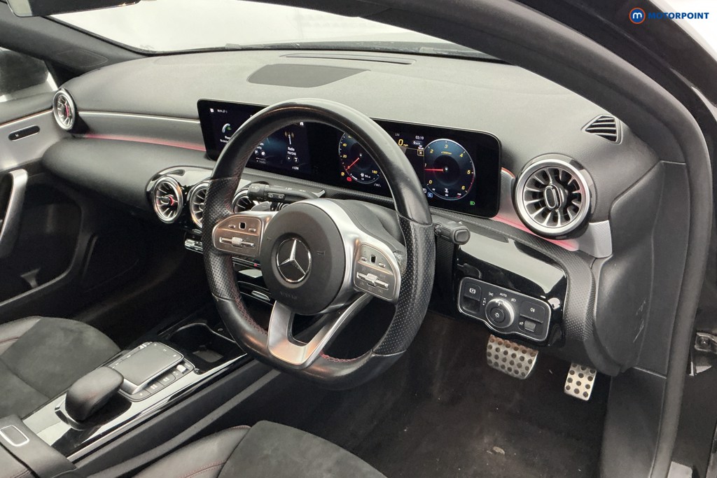 Mercedes-Benz A Class Amg Line Automatic Diesel Hatchback - Stock Number (1680517) - 8th supplementary image