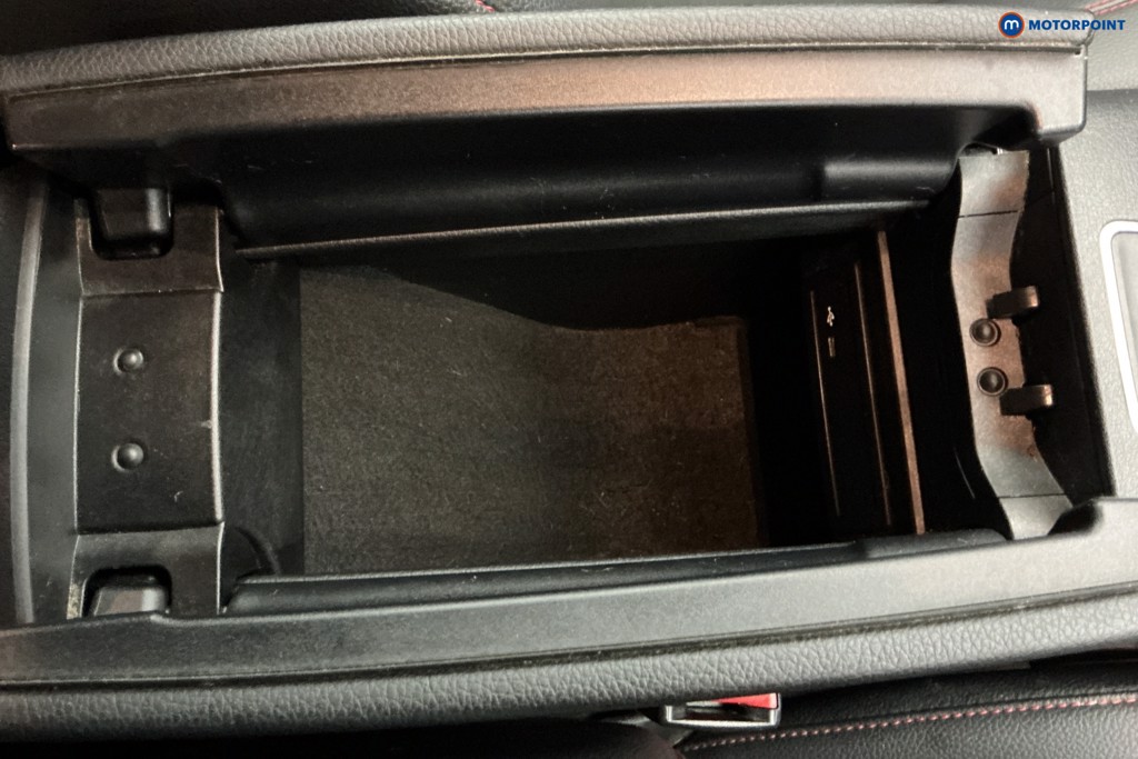 Mercedes-Benz A Class Amg Line Automatic Diesel Hatchback - Stock Number (1680517) - 14th supplementary image