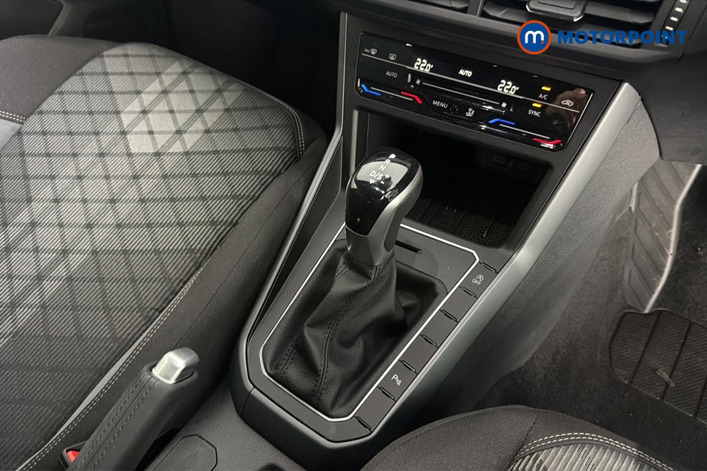 Volkswagen Polo R-Line Automatic Petrol Hatchback - Stock Number (1680764) - 15th supplementary image