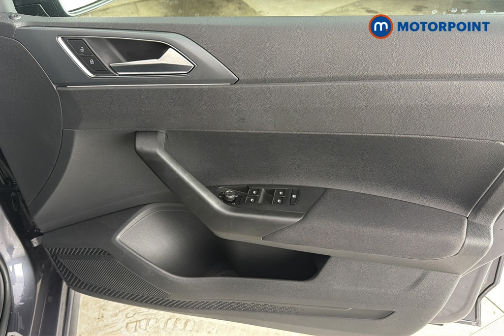 Volkswagen Polo R-Line Automatic Petrol Hatchback - Stock Number (1680764) - 18th supplementary image