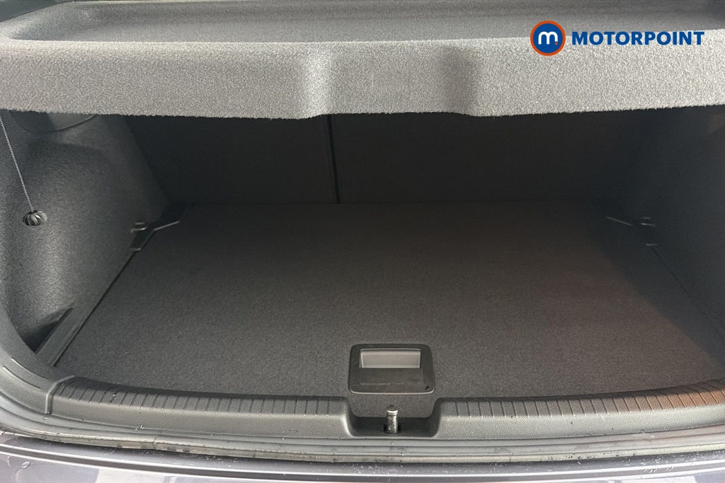 Volkswagen Polo R-Line Automatic Petrol Hatchback - Stock Number (1680764) - 30th supplementary image