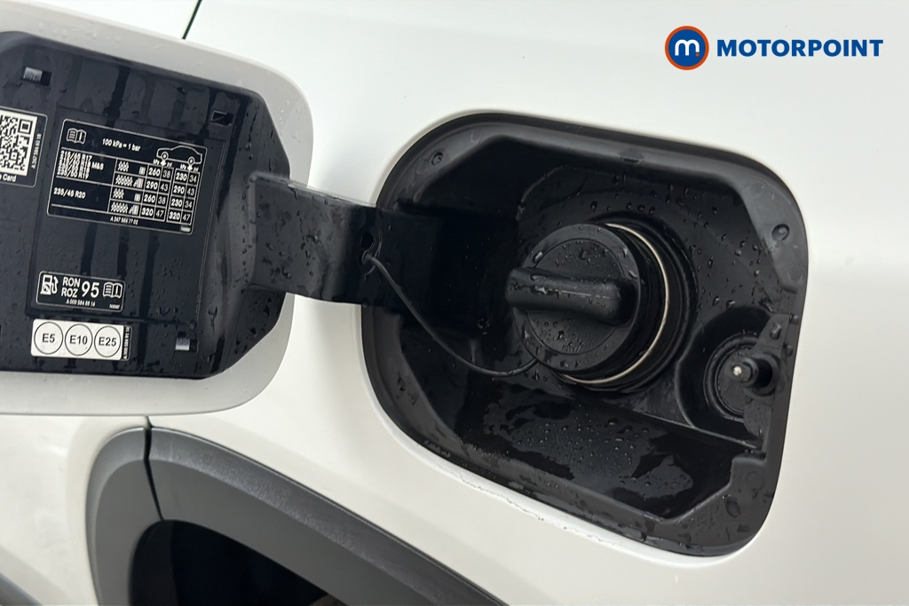 Mercedes-Benz GLB Amg Line Automatic Petrol SUV - Stock Number (1680776) - 41st supplementary image