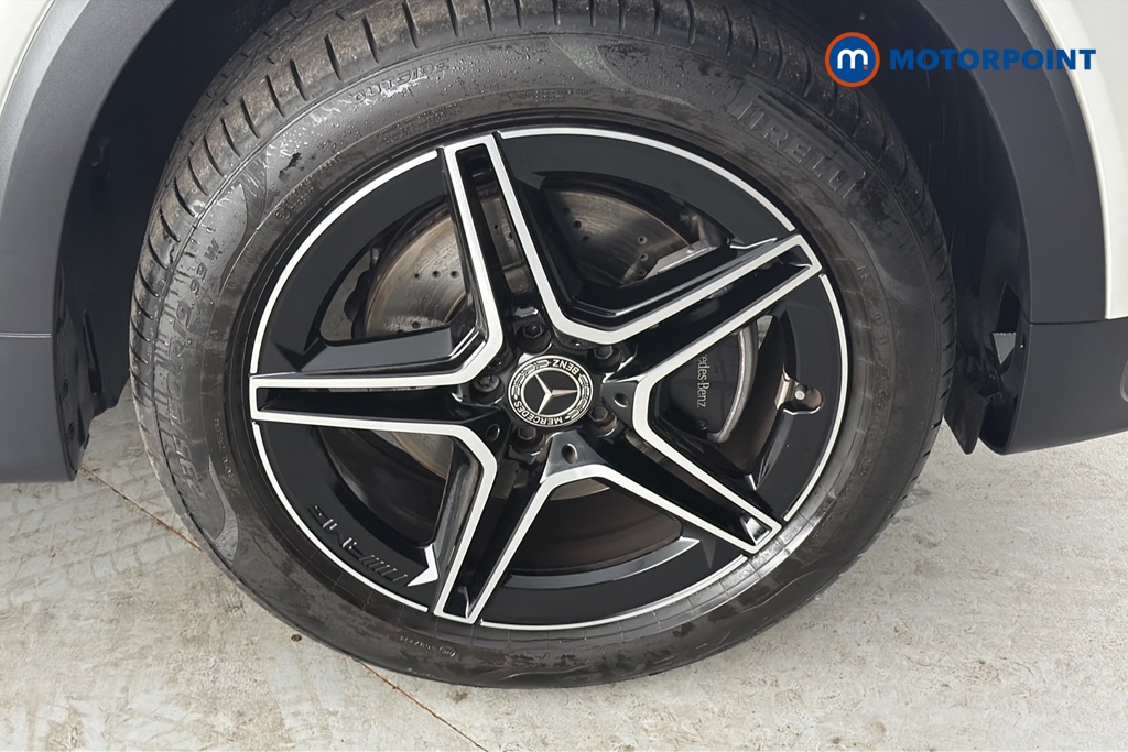 Mercedes-Benz GLB Amg Line Automatic Petrol SUV - Stock Number (1680776) - 47th supplementary image
