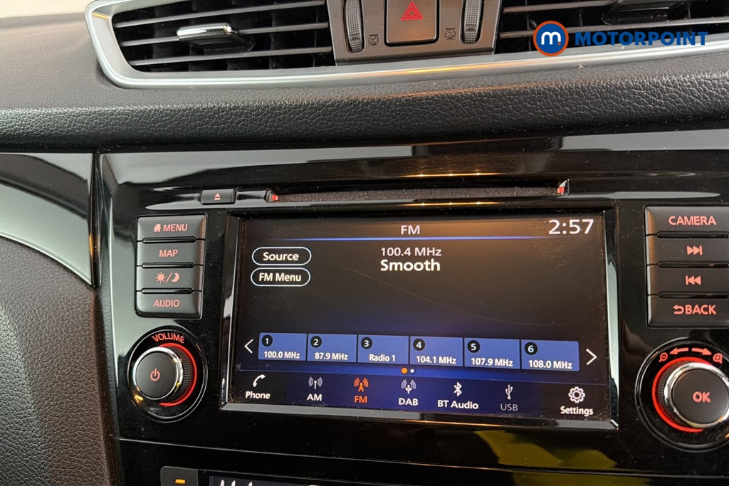 Nissan Qashqai Acenta Premium Manual Petrol SUV - Stock Number (1680979) - 8th supplementary image