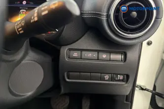 Nissan Juke Tekna Automatic Petrol SUV - Stock Number (1681118) - 11th supplementary image
