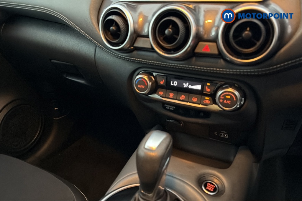 Nissan Juke Tekna Automatic Petrol SUV - Stock Number (1681118) - 12th supplementary image