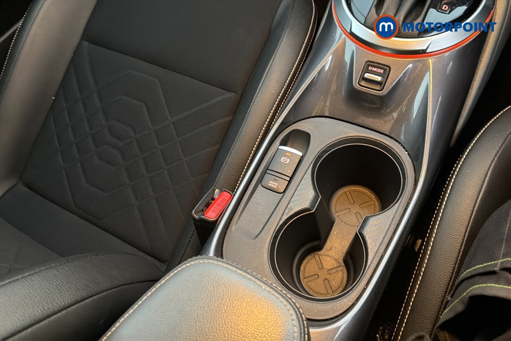 Nissan Juke Tekna Automatic Petrol SUV - Stock Number (1681118) - 16th supplementary image