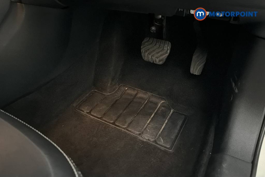 Nissan Juke Tekna Automatic Petrol SUV - Stock Number (1681118) - 24th supplementary image