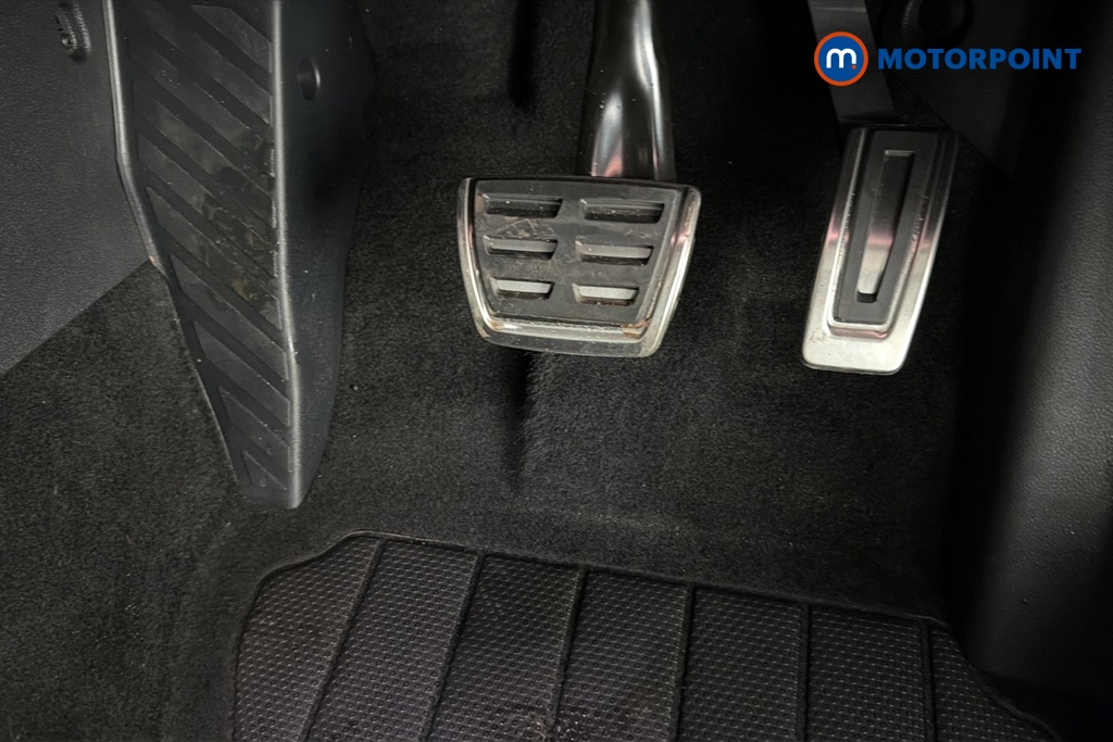 Volkswagen Golf Black Edition Automatic Petrol Hatchback - Stock Number (1681266) - 24th supplementary image