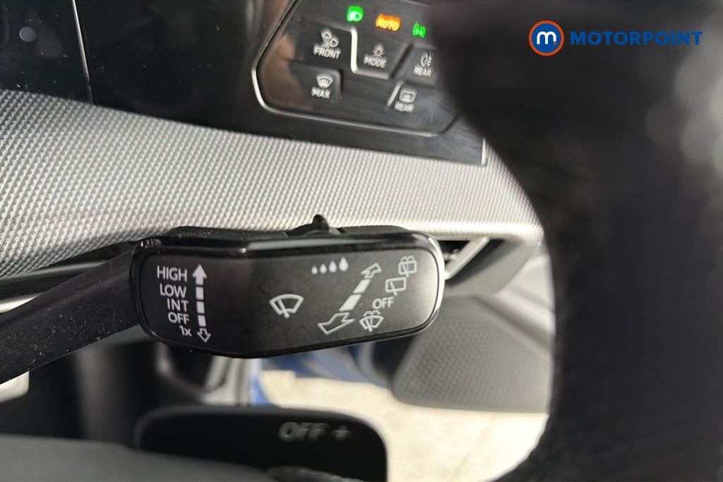 Volkswagen Golf Black Edition Automatic Petrol Hatchback - Stock Number (1682082) - 6th supplementary image