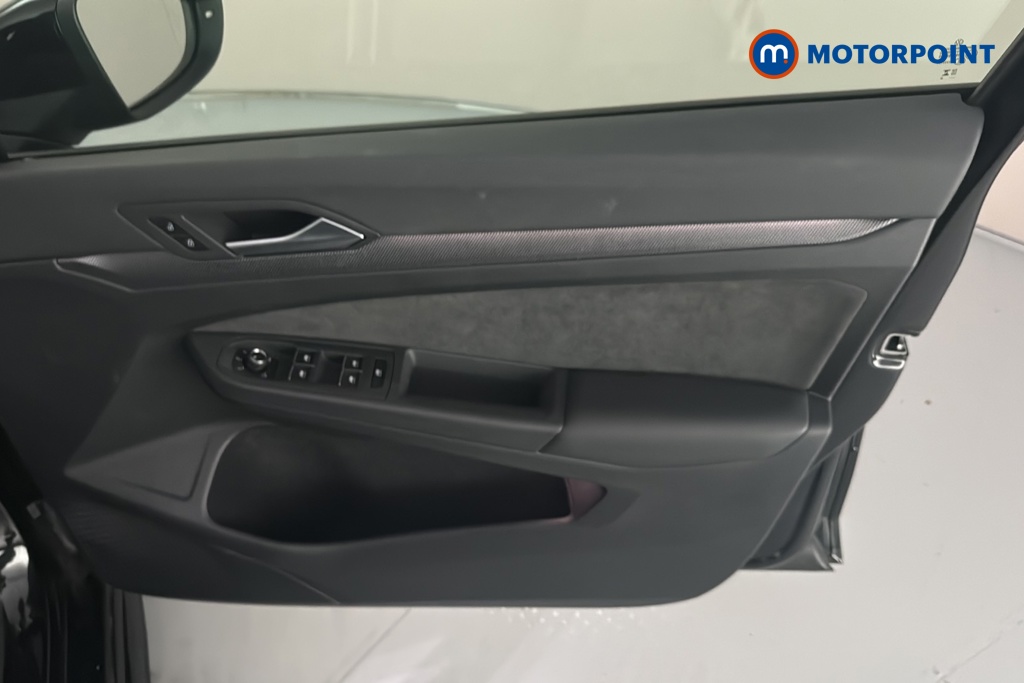 Volkswagen Golf Black Edition Automatic Petrol Hatchback - Stock Number (1682085) - 18th supplementary image