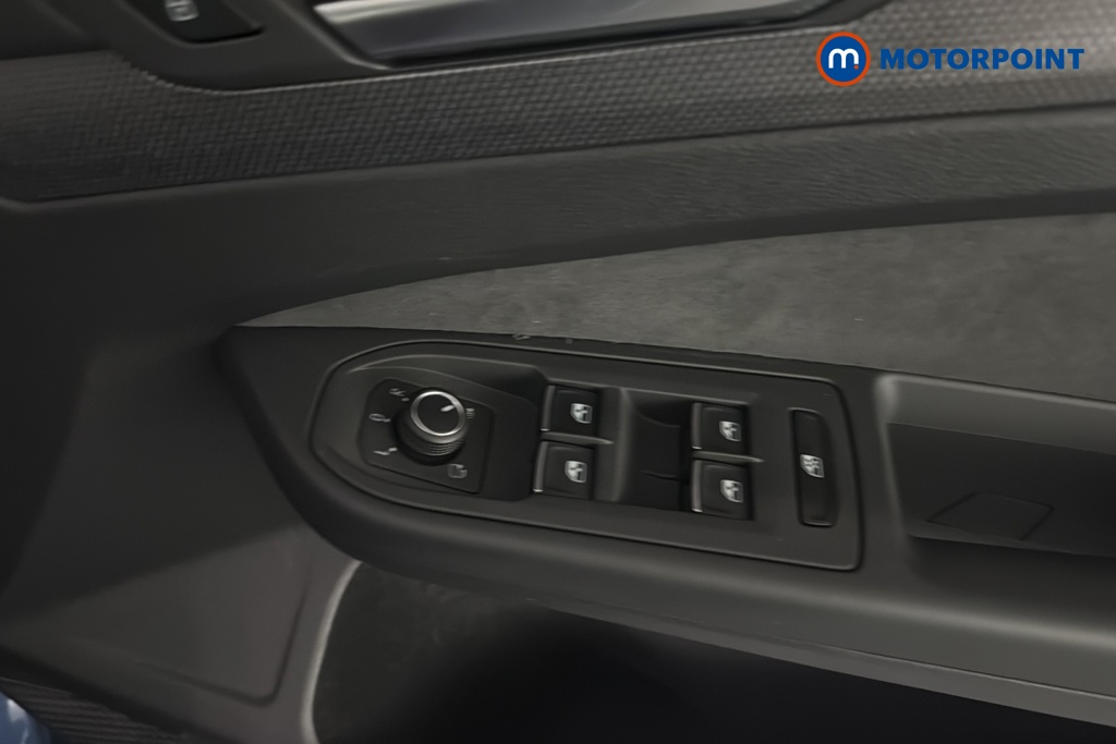 Volkswagen Golf Black Edition Automatic Petrol Hatchback - Stock Number (1682154) - 19th supplementary image