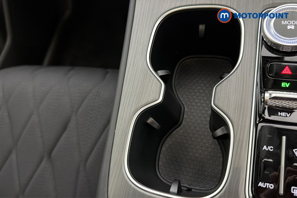 Chery Tiggo 8 Summit Automatic Petrol Plug-In Hybrid SUV - Stock Number (1682695) - 16th supplementary image