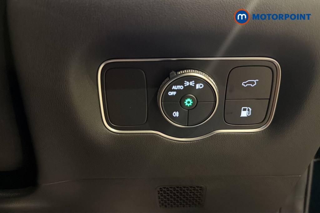 Chery Tiggo 8 Summit Automatic Petrol Plug-In Hybrid SUV - Stock Number (1682707) - 11th supplementary image