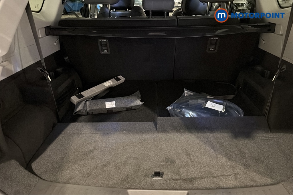 Chery Tiggo 8 Summit Automatic Petrol Plug-In Hybrid SUV - Stock Number (1682707) - 30th supplementary image