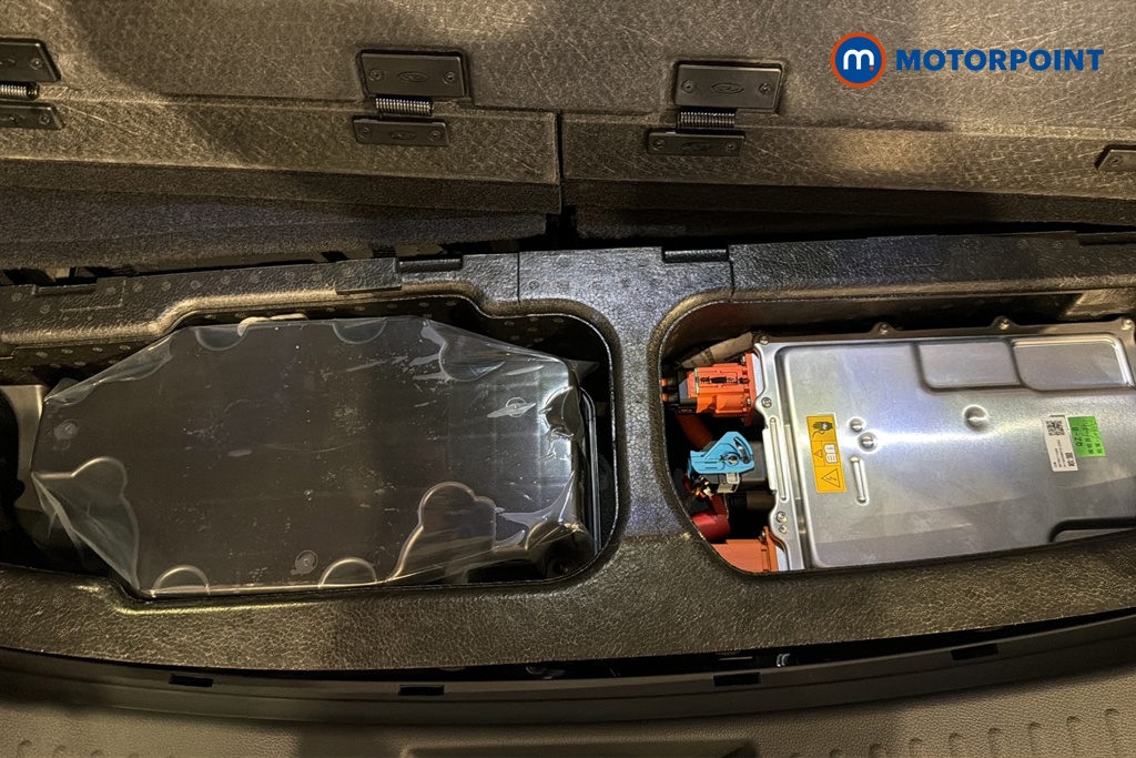 Chery Tiggo 8 Summit Automatic Petrol Plug-In Hybrid SUV - Stock Number (1682740) - 33rd supplementary image