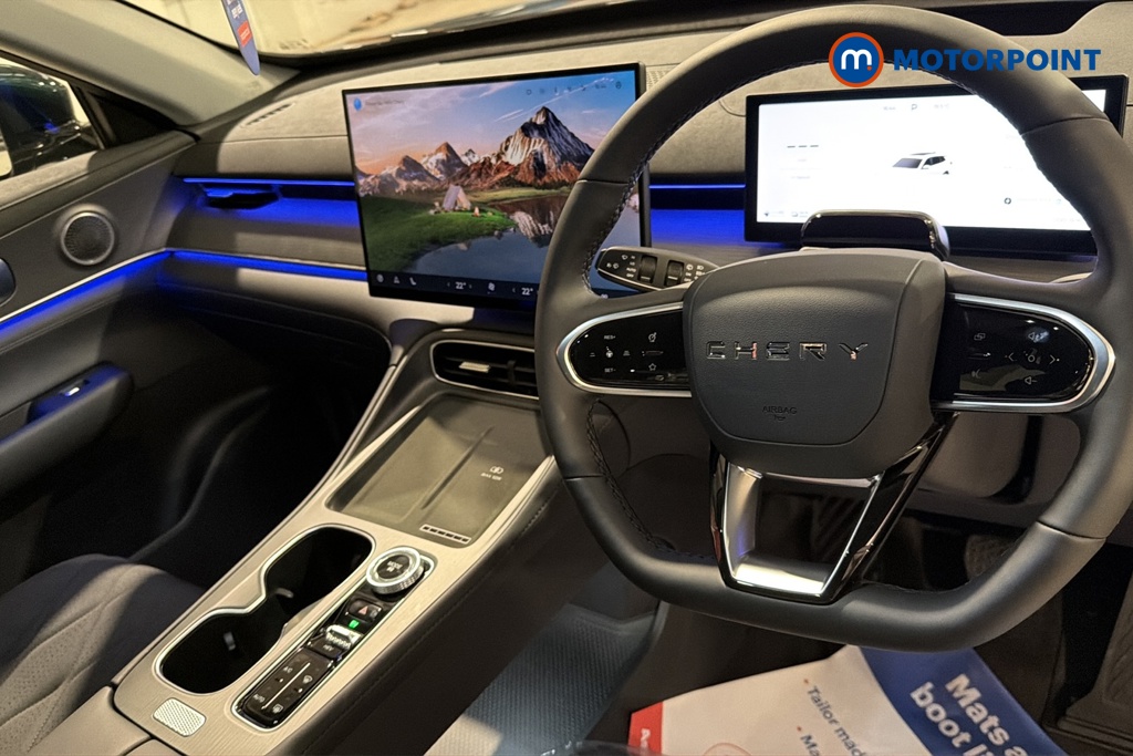 Chery Tiggo 8 Summit Automatic Petrol Plug-In Hybrid SUV - Stock Number (1682740) - 1st supplementary image