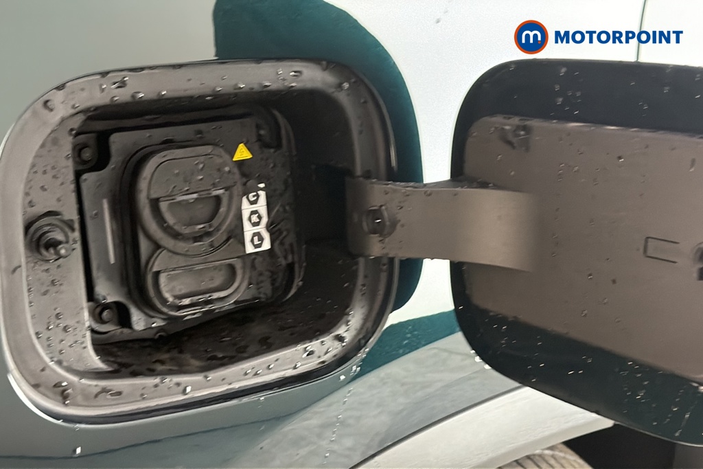 Chery Tiggo 8 Summit Automatic Petrol Plug-In Hybrid SUV - Stock Number (1682770) - 40th supplementary image
