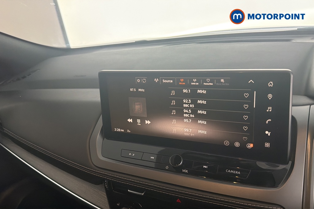 Nissan Qashqai Tekna Automatic Petrol SUV - Stock Number (1682975) - 8th supplementary image