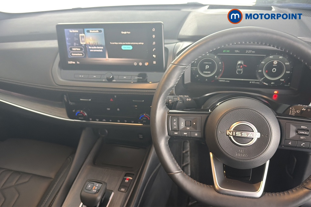 Nissan Qashqai Tekna Automatic Petrol SUV - Stock Number (1682975) - 1st supplementary image