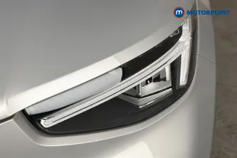Volvo Xc40 Plus Automatic Petrol SUV - Stock Number (1683111) - 42nd supplementary image