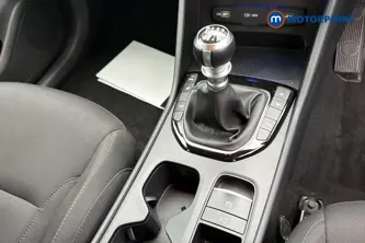Hyundai Tucson Premium Manual Petrol SUV - Stock Number (1683124) - 15th supplementary image